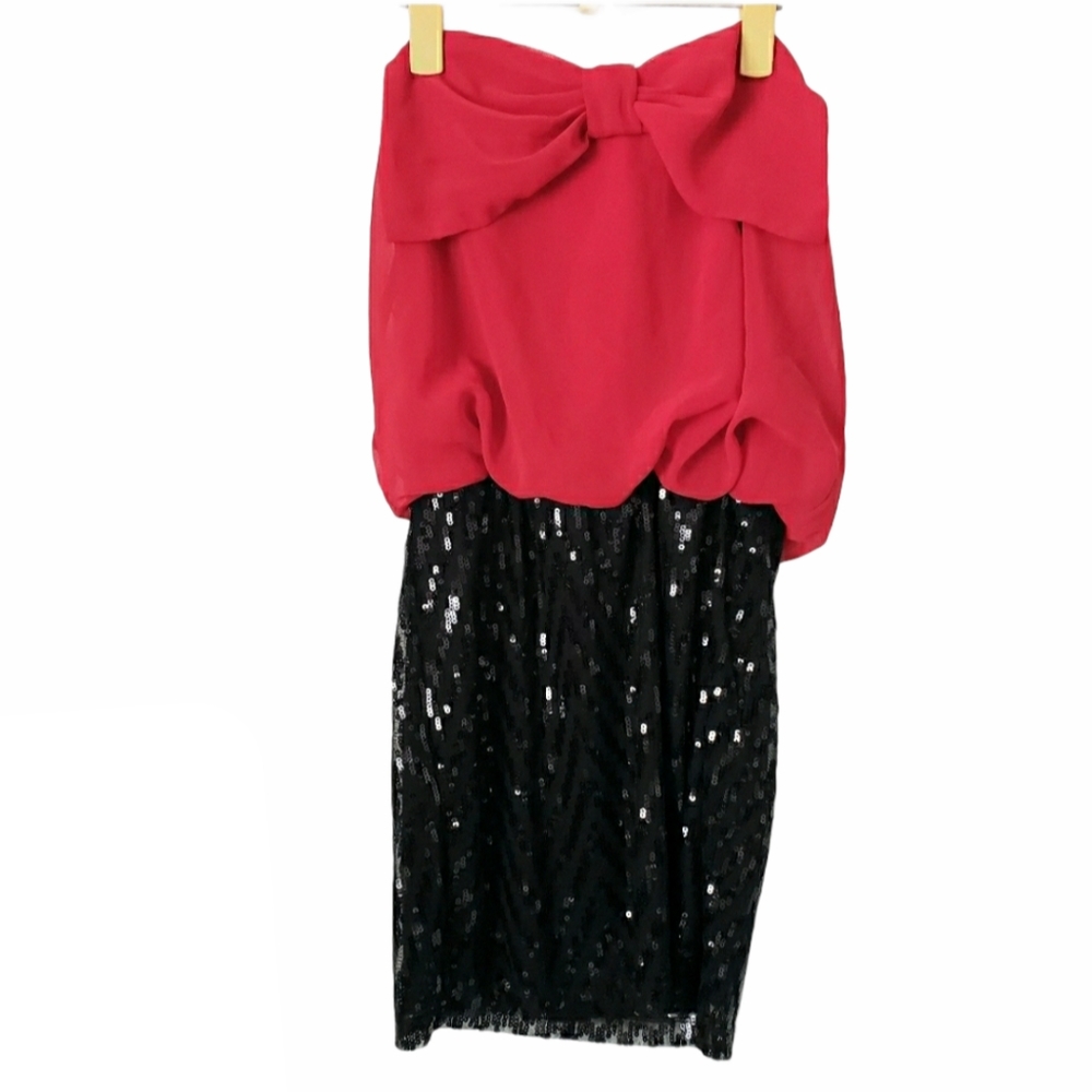 DEB Strapless Mini Dress Size Medium